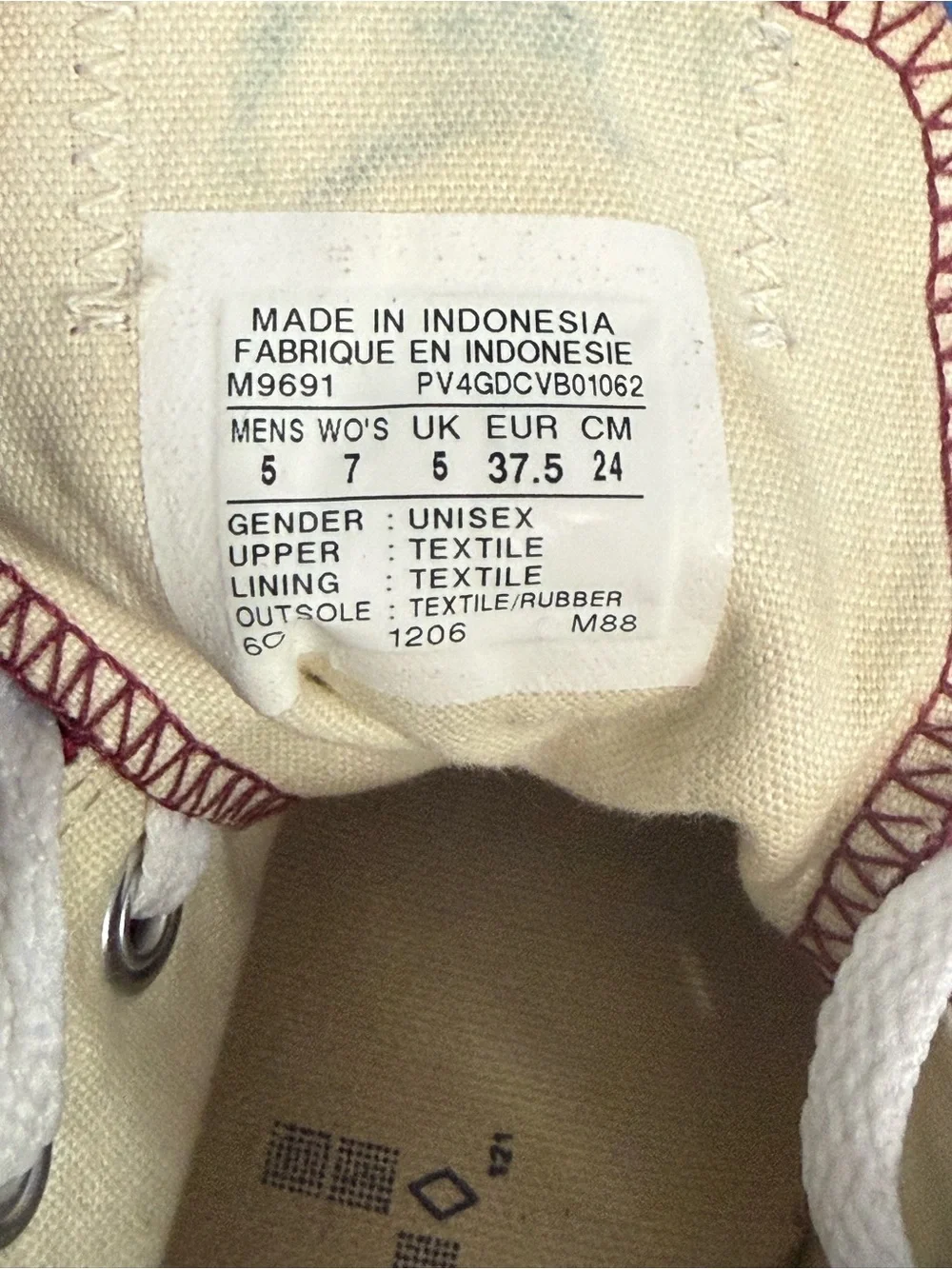 Converse Kids maroon Low Top Canvas Sneakers